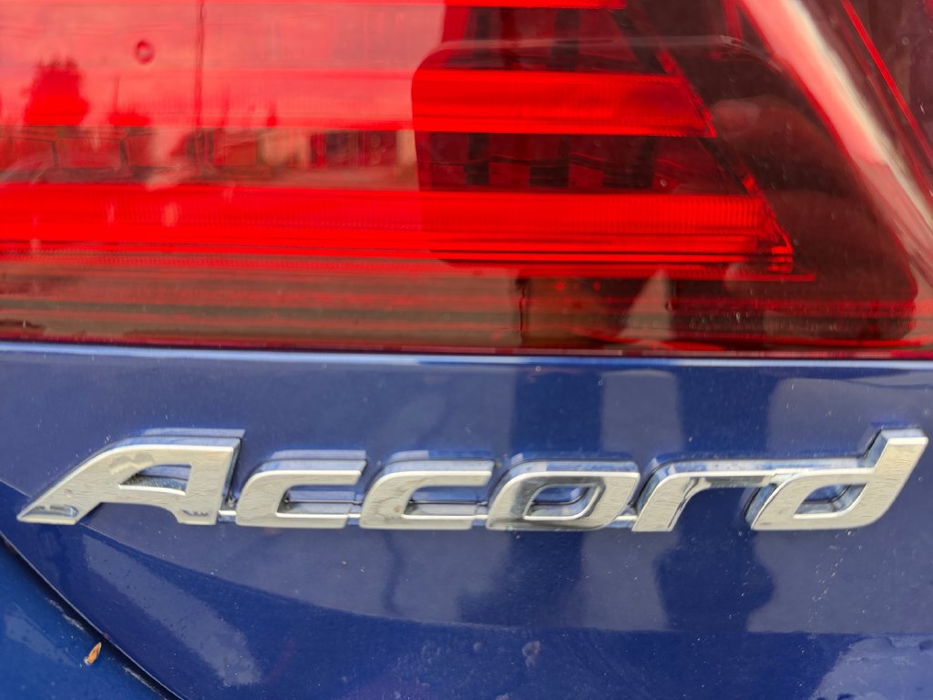 Used 2017 Honda Accord Touring image 33