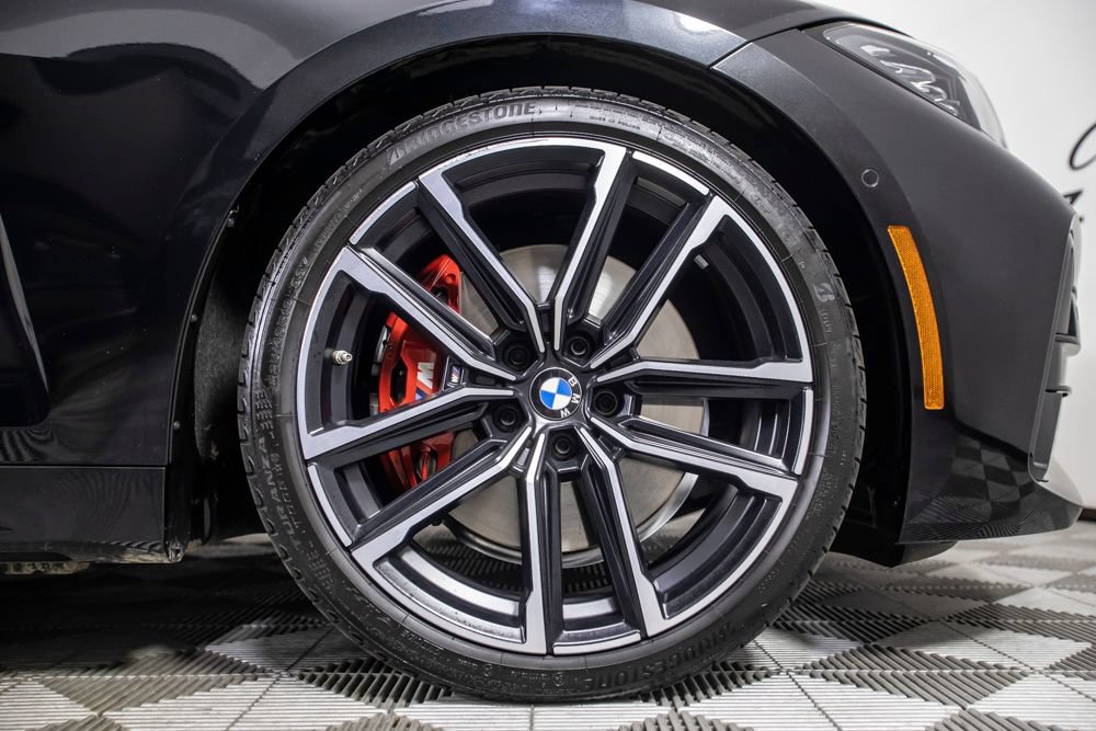 Used 2022 BMW M440i Convertible RWD image 40