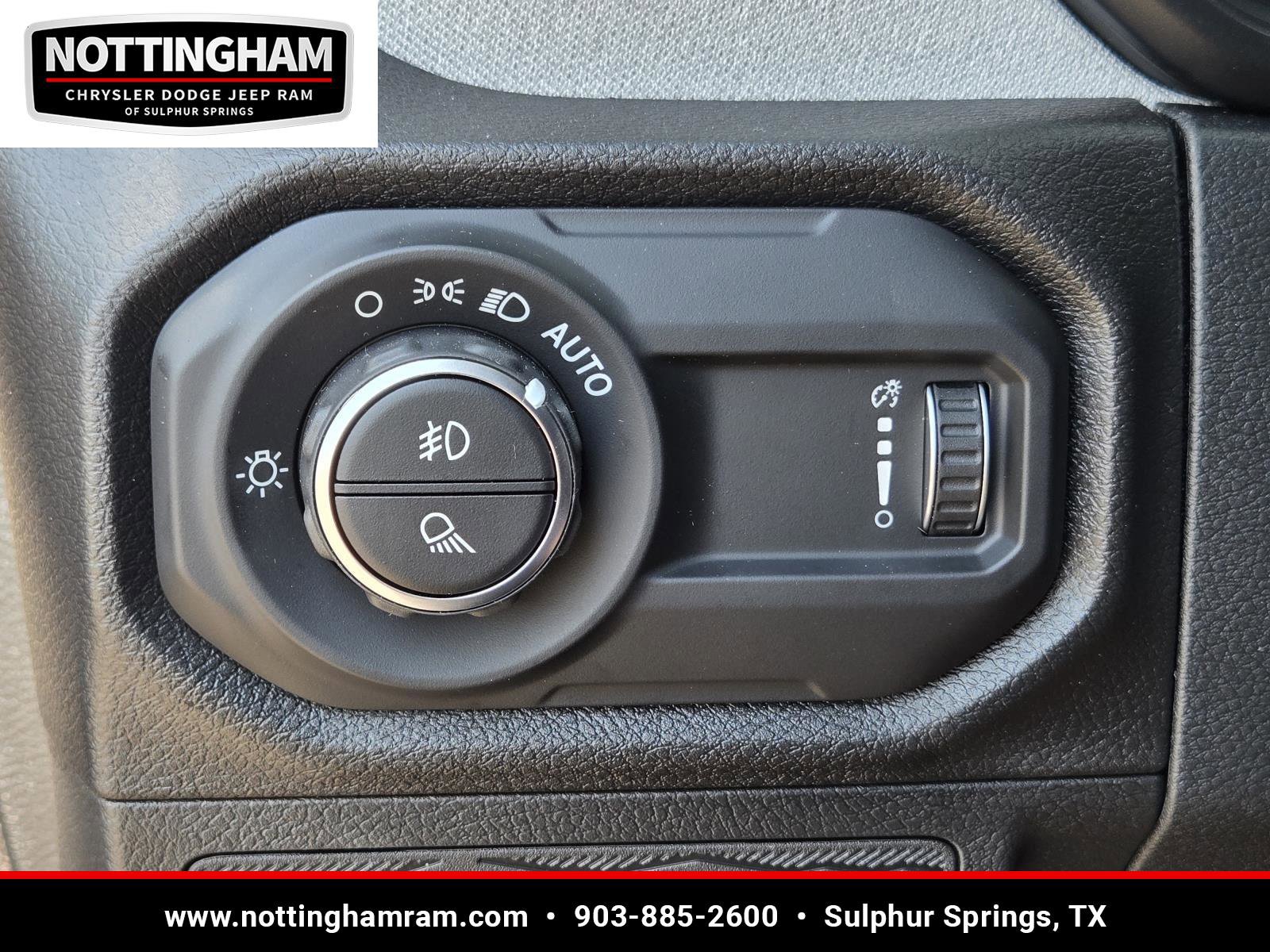 New 2025 Jeep Gladiator Willys image 16