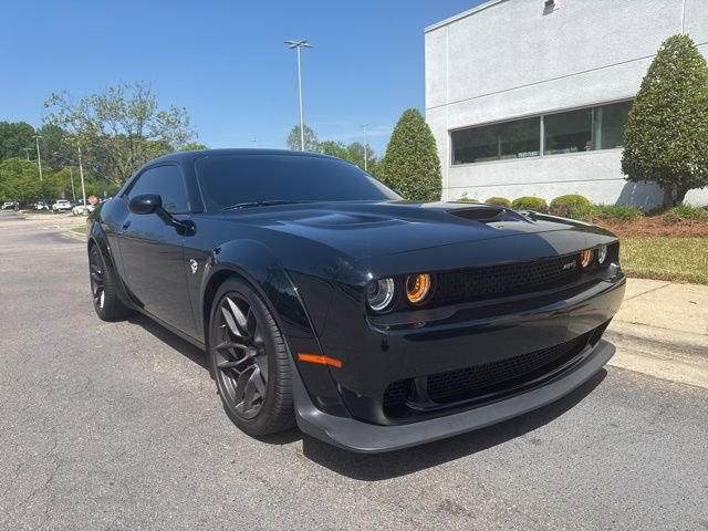 Used 2018 Dodge Challenger SRT Hellcat image 3