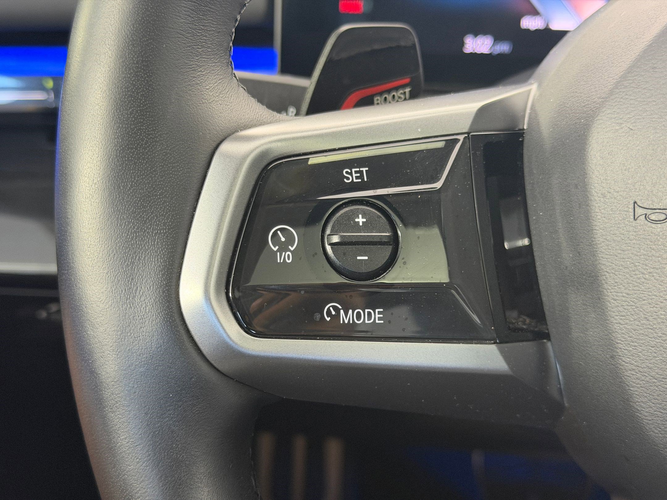 Used 2024 BMW i5 eDrive40i w/ M Sport Package RWD image 16