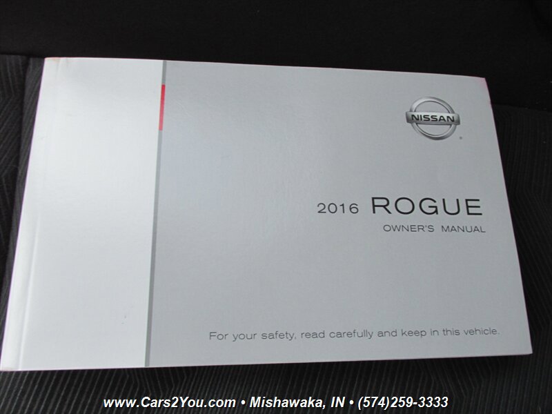 Used 2016 Nissan Rogue SV image 28
