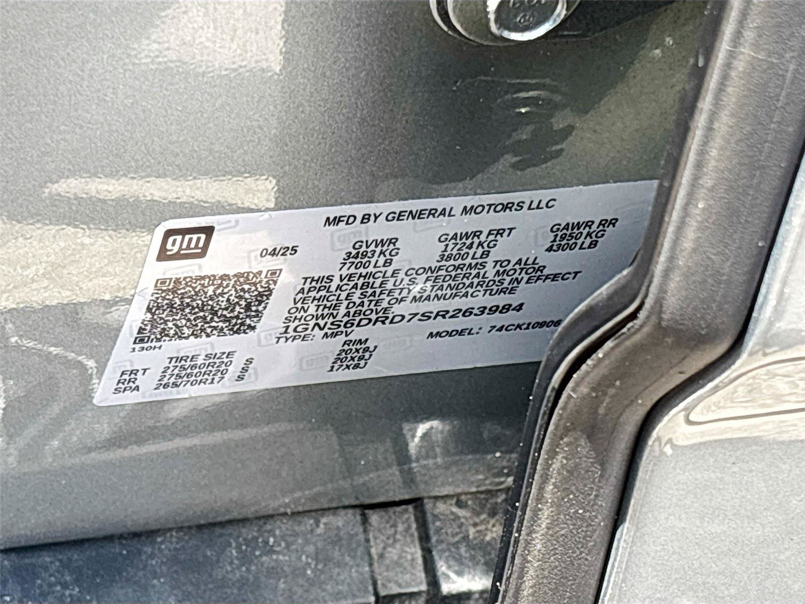 Used 2025 Chevrolet Suburban Z71 AWD/4WD image 33