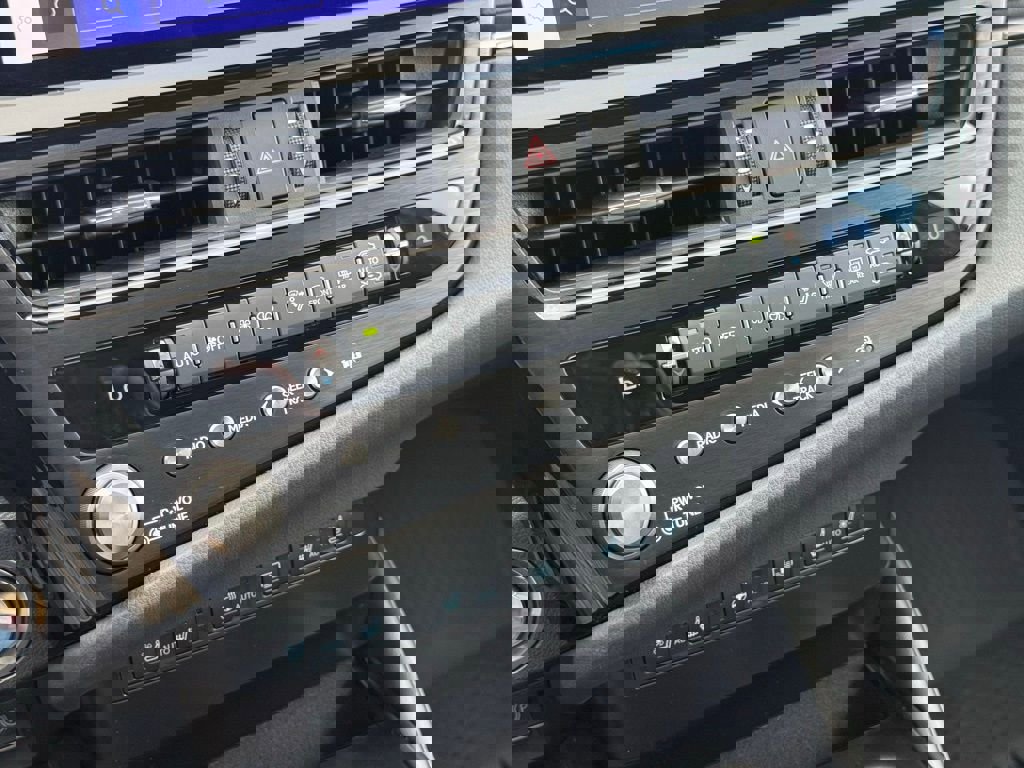 Certified 2024 Lexus ES 300h F Sport image 36