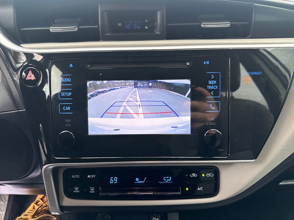 Used 2019 Toyota Corolla LE w/ Carpet Mat Package (TMS) image 12