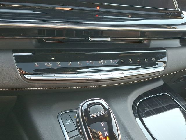 Used 2024 Cadillac Escalade ESV Sport w/ LPO, ONYX Package image 18