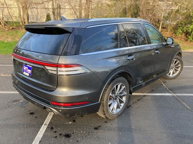 Used 2020 Lincoln Aviator Grand Touring w/ Equipment Group 301A AWD/4WD image 3