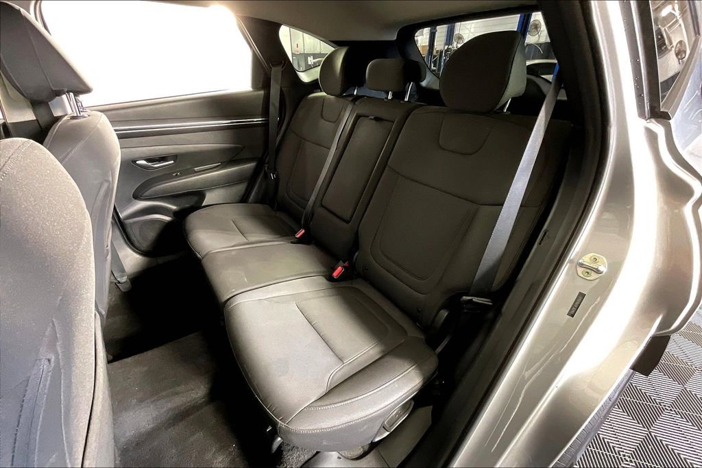 Used 2022 Hyundai Tucson SEL image 36