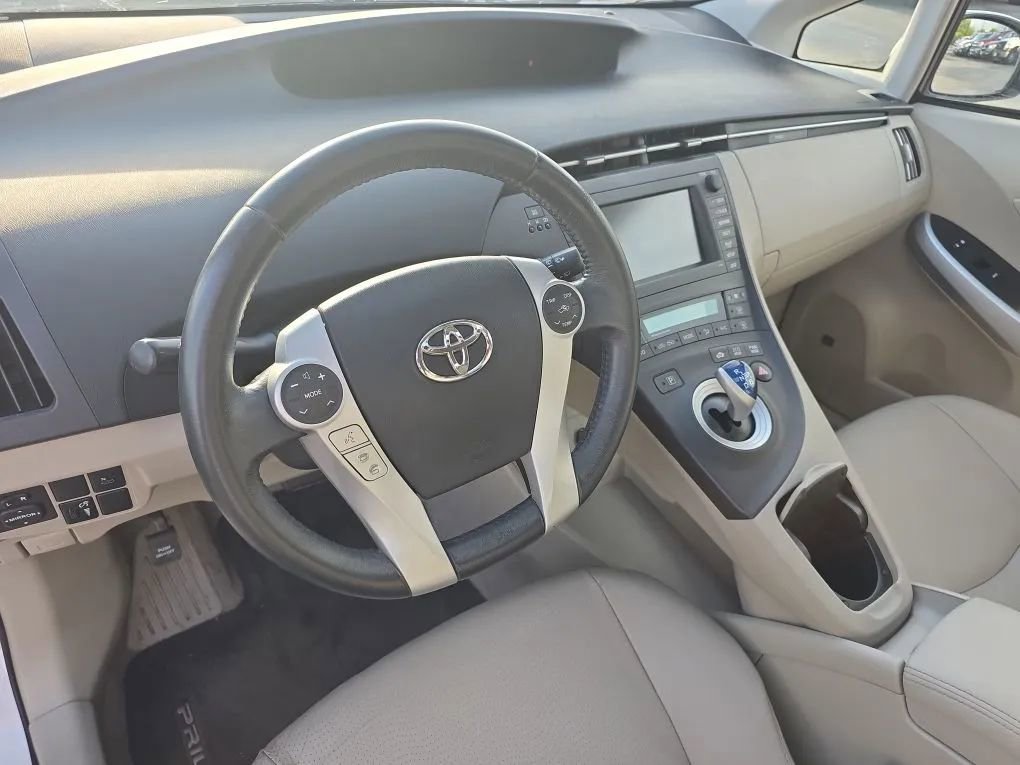 Used 2010 Toyota Prius One FWD image 32