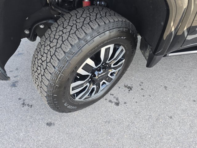 Used 2024 GMC Sierra 2500 Denali Ultimate w/ Max Trailering Package image 28