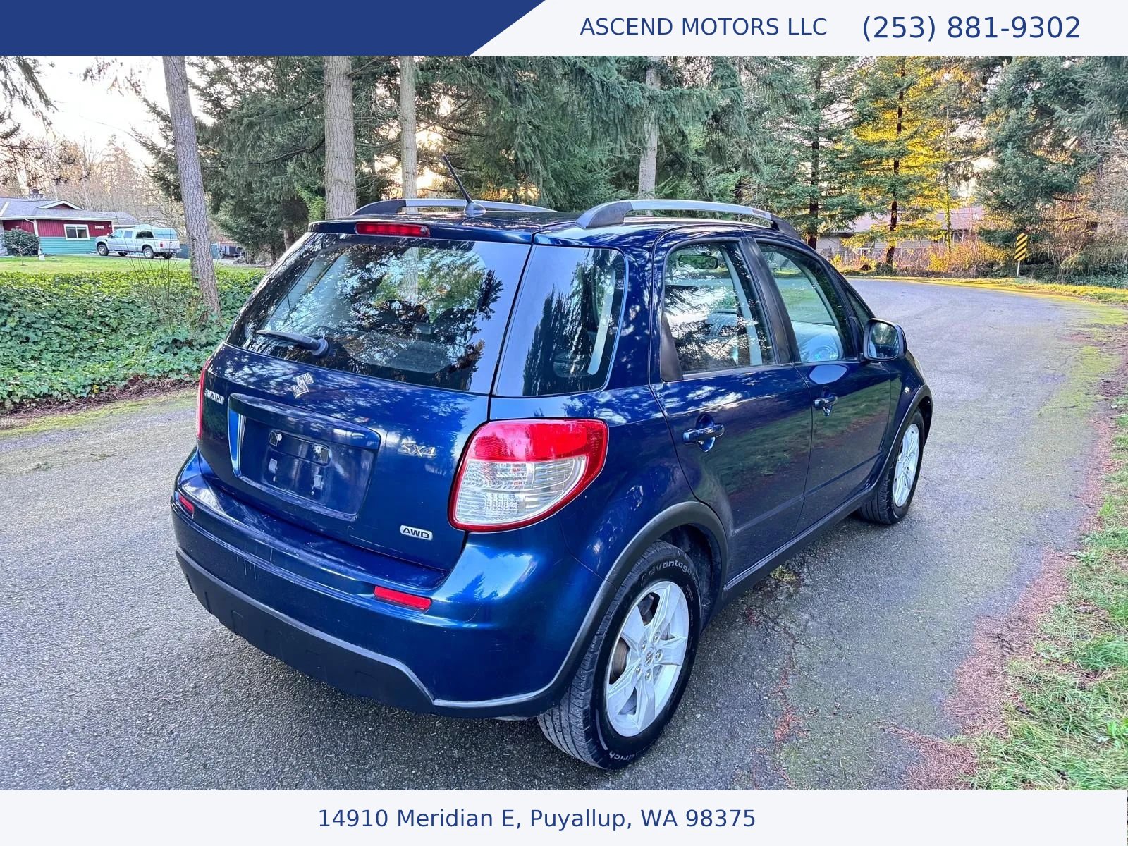 Used 2010 Suzuki SX4 Touring image 5