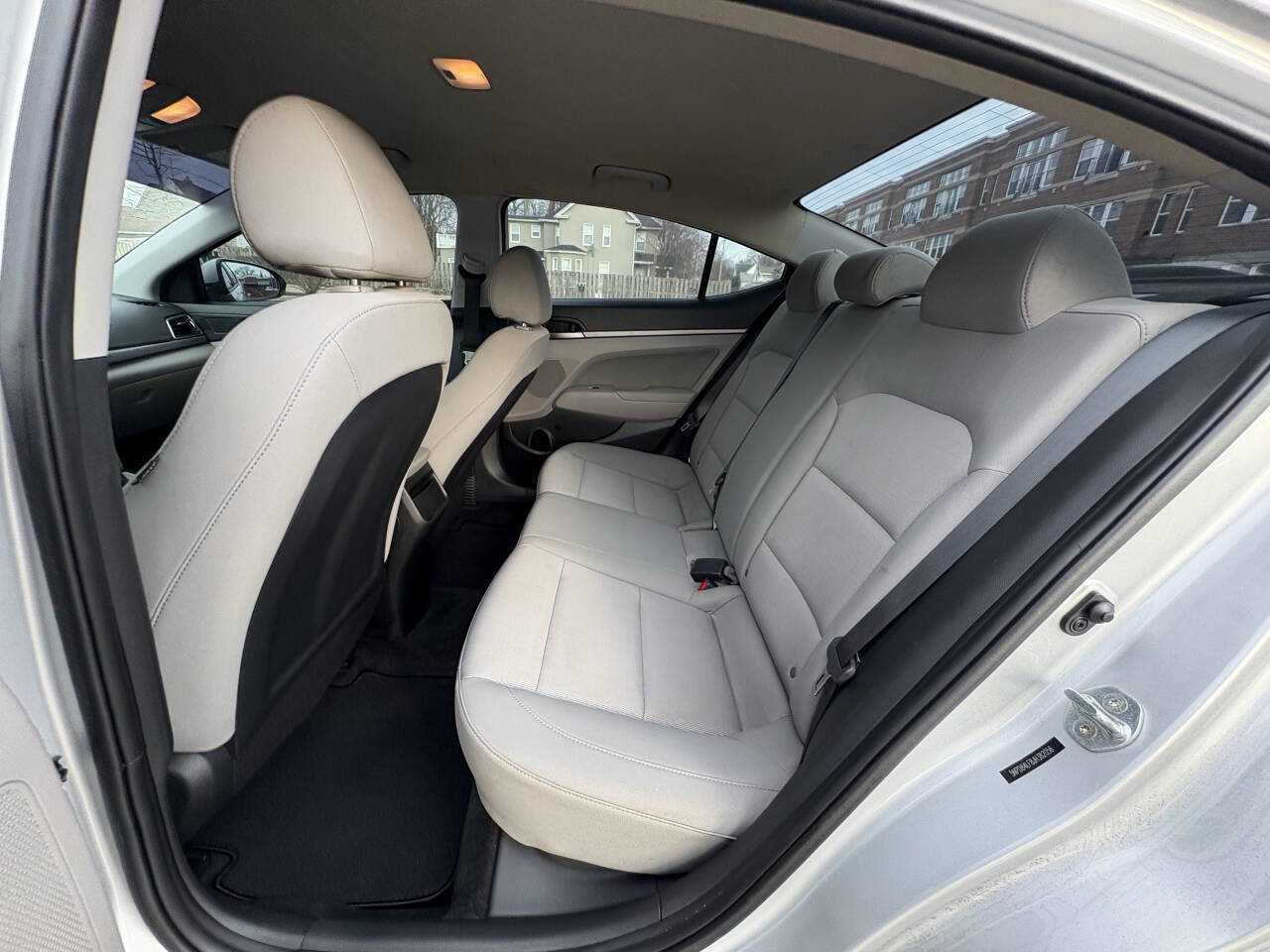 Used 2018 Hyundai Elantra SEL FWD image 21