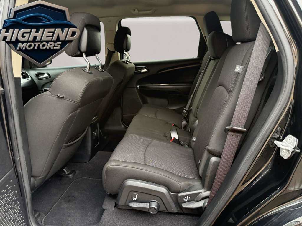 Used 2019 Dodge Journey SE image 14