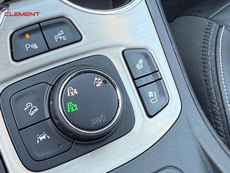 Used 2023 GMC Terrain Denali w/ Denali Premium Package AWD/4WD image 31