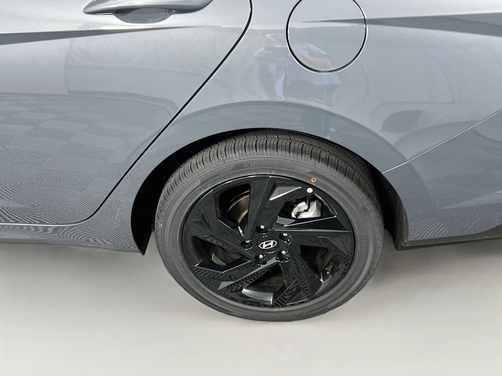 New 2026 Hyundai Elantra Sport FWD image 22