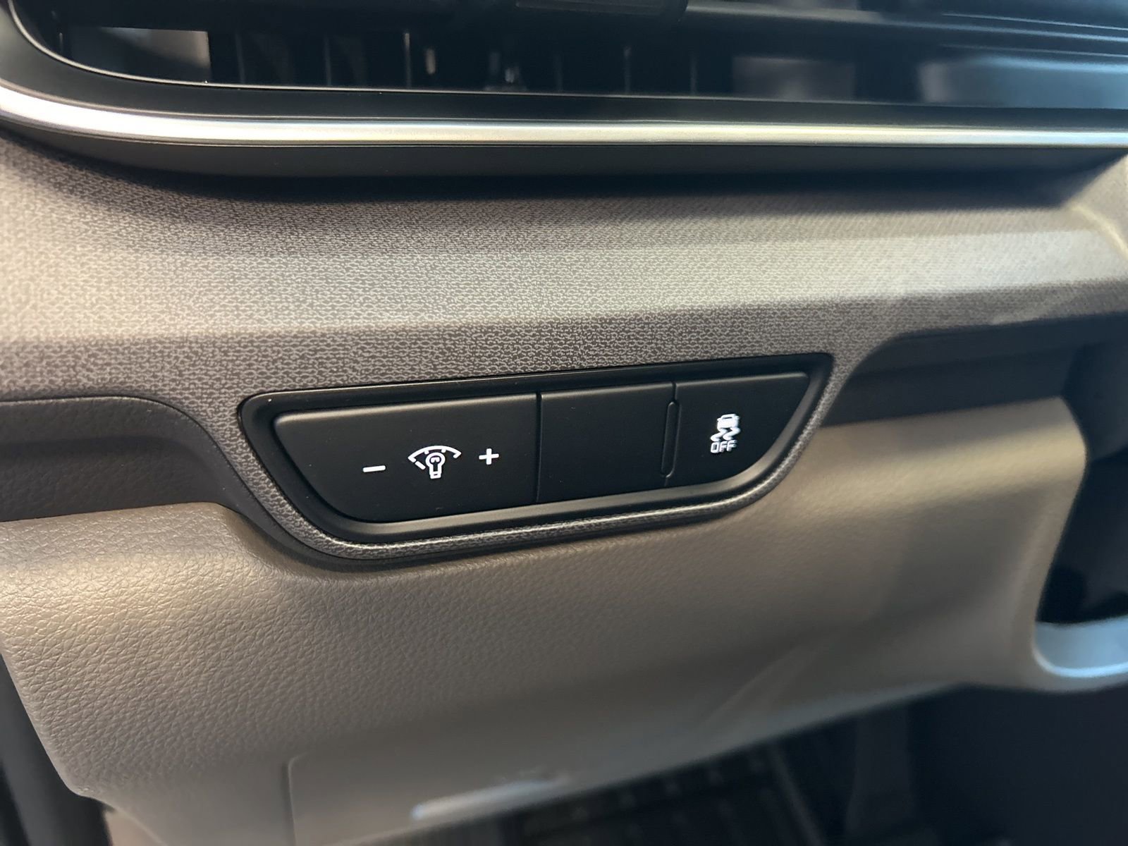 New 2026 Kia Carnival EX image 23