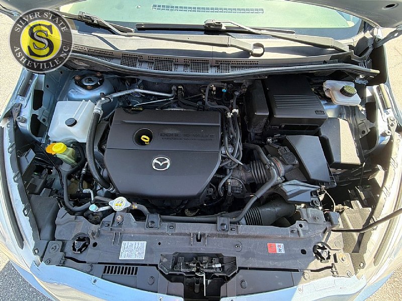 Used 2013 MAZDA MAZDA5 Touring w/ Moonroof & Audio Pkg image 33