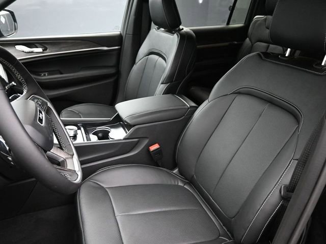 New 2026 Jeep Grand Cherokee L Limited image 13