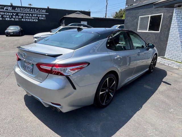 Used 2020 Toyota Camry XSE image 24