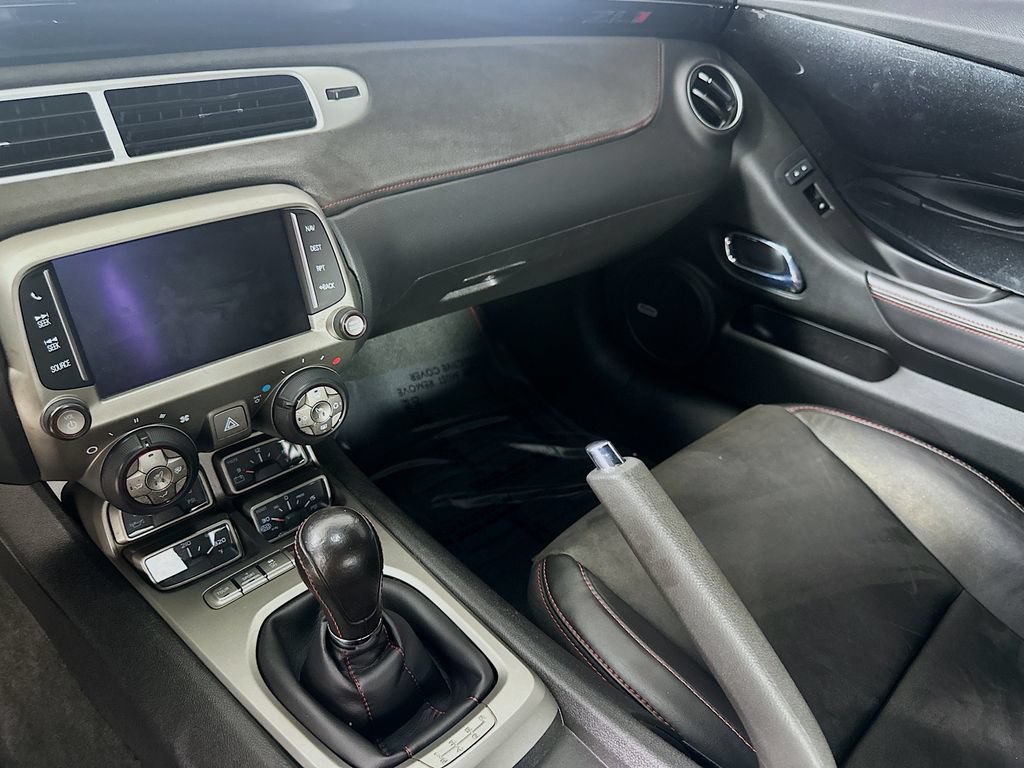 Used 2014 Chevrolet Camaro ZL1 RWD image 18
