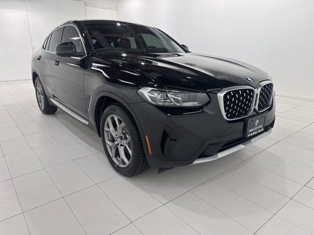 Certified 2023 BMW X4 xDrive30i w/ Convenience Package image 7