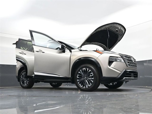 New 2026 Nissan Rogue Platinum image 44