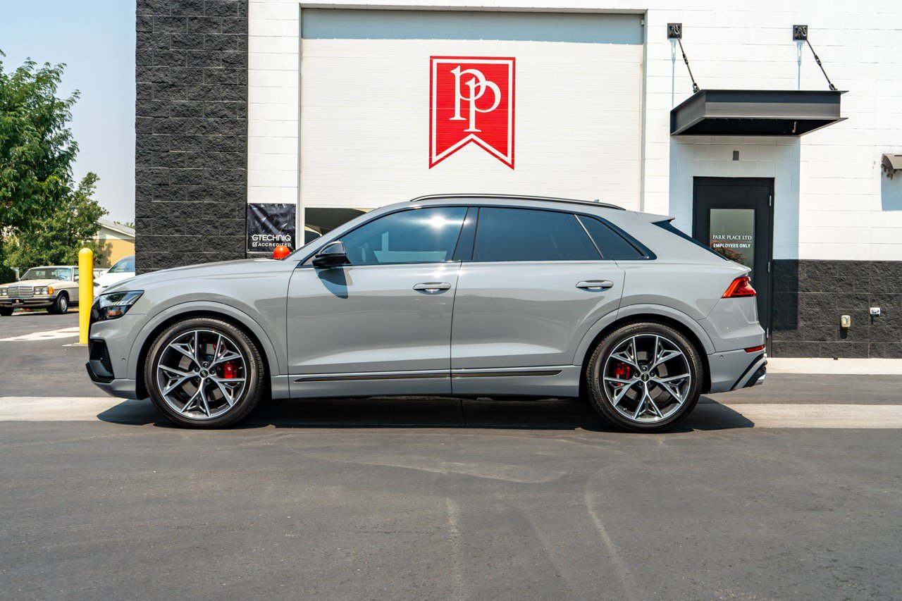 Used 2023 Audi SQ8 Prestige AWD/4WD image 24