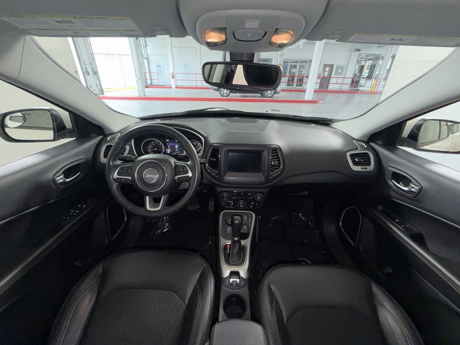Used 2018 Jeep Compass Latitude w/ Popular Equipment Group AWD/4WD image 21