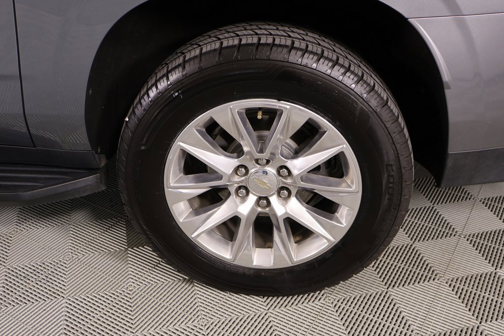 Used 2022 Chevrolet Suburban Premier image 21