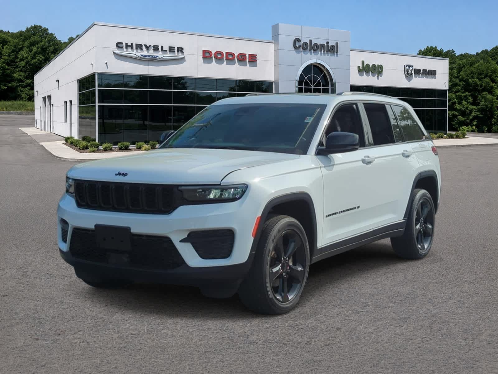 Used 2023 Jeep Grand Cherokee Altitude