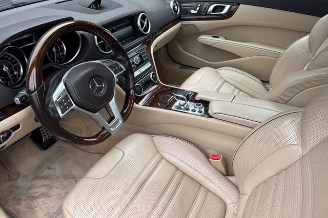 Used 2015 Mercedes-Benz SL 63 AMG image 11