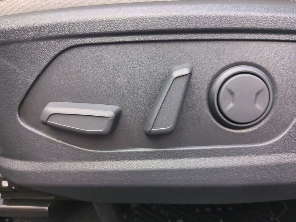 New 2026 Hyundai Tucson Limited image 23