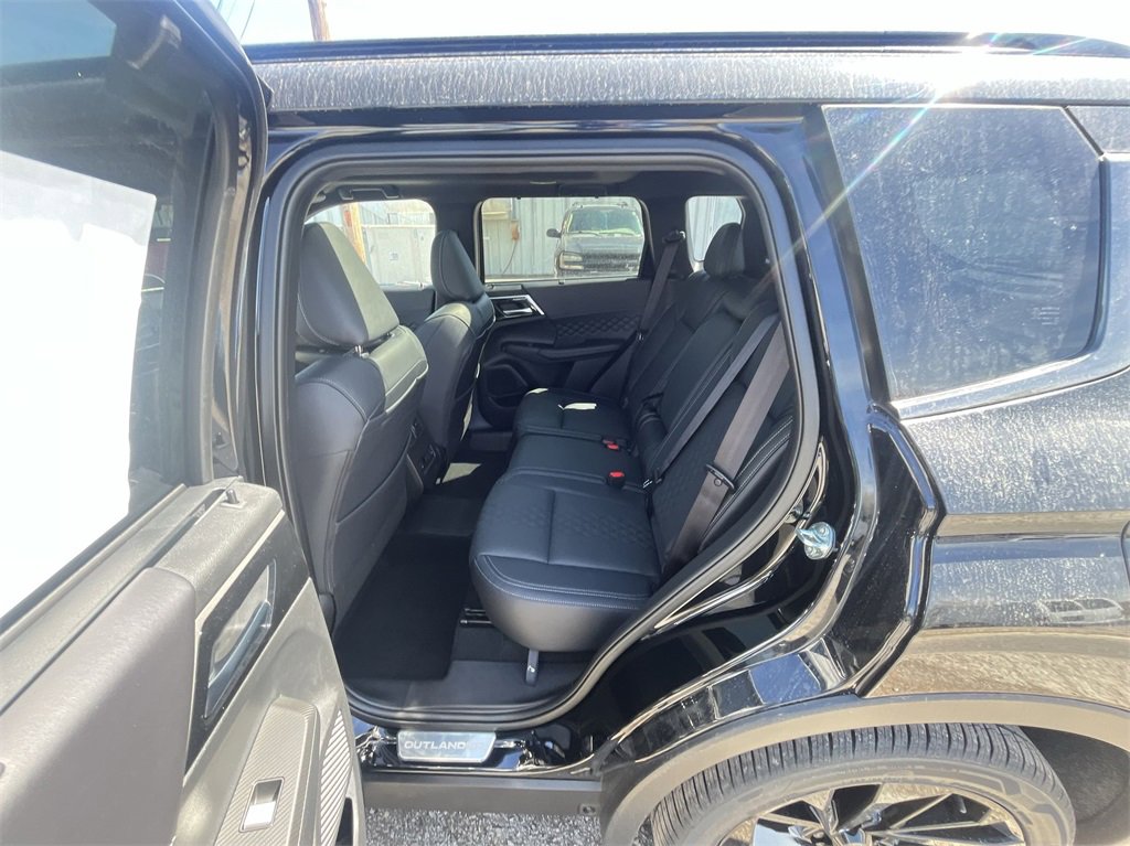 New 2025 Mitsubishi Outlander SEL Black Edition image 23