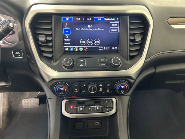 Used 2023 GMC Acadia SLE image 22