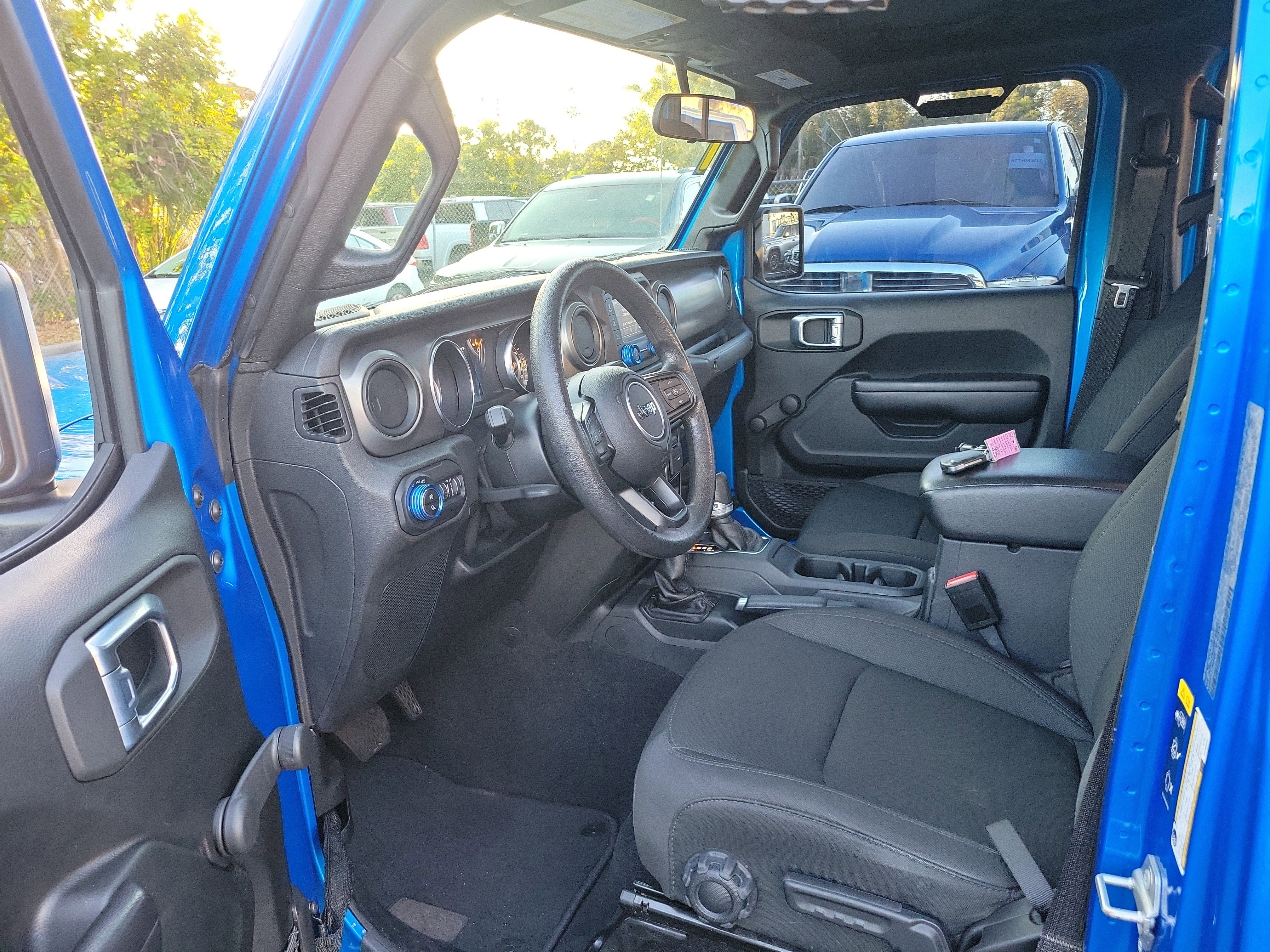 Used 2021 Jeep Gladiator Sport w/ Trailer Tow Package image 21