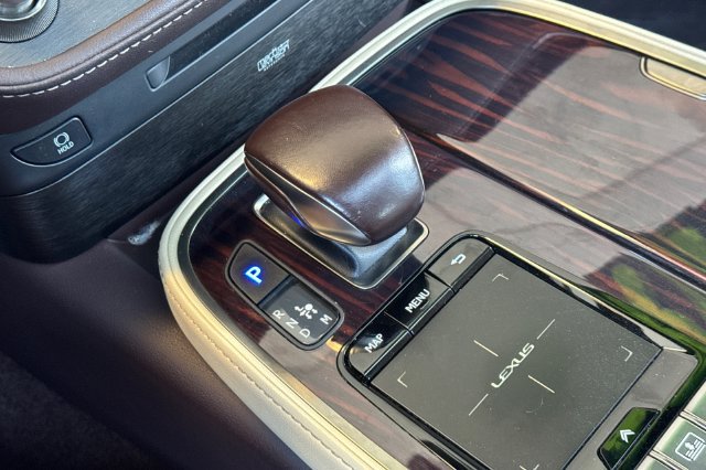 Used 2018 Lexus LS 500 w/ Interior Upgrade Package RWD image 27