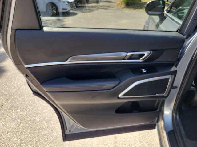 Used 2025 Kia Telluride S image 30