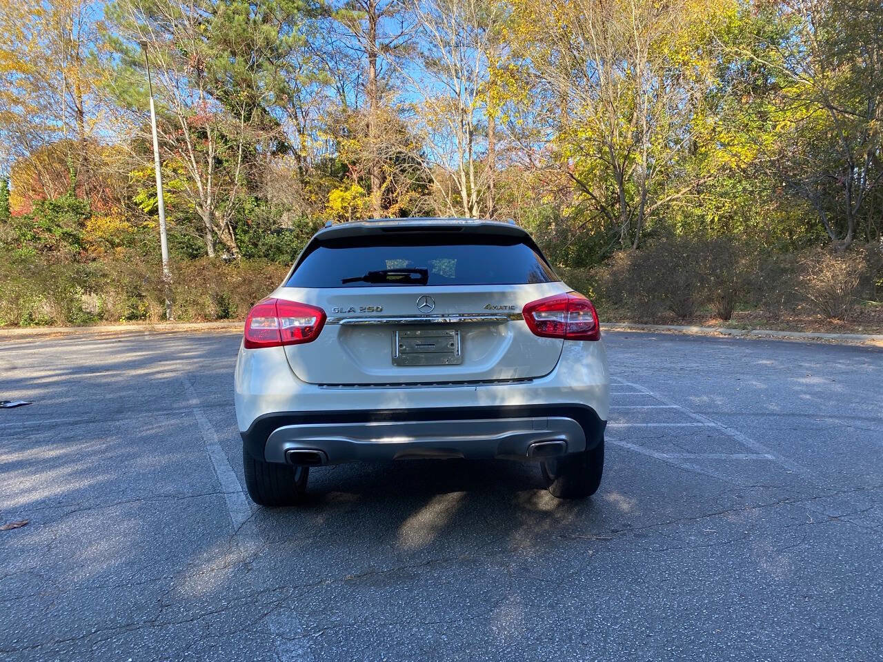 Used 2017 Mercedes-Benz GLA 250 4MATIC image 7
