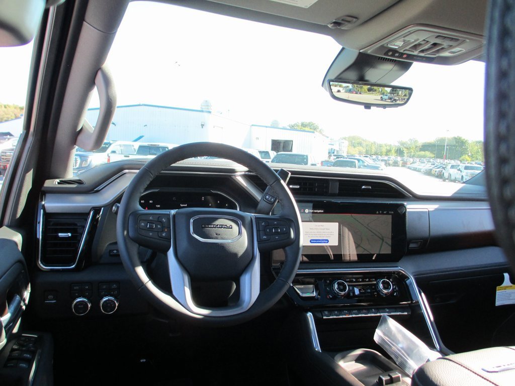 New 2026 GMC Sierra 3500 Denali w/ Denali Reserve Package image 13