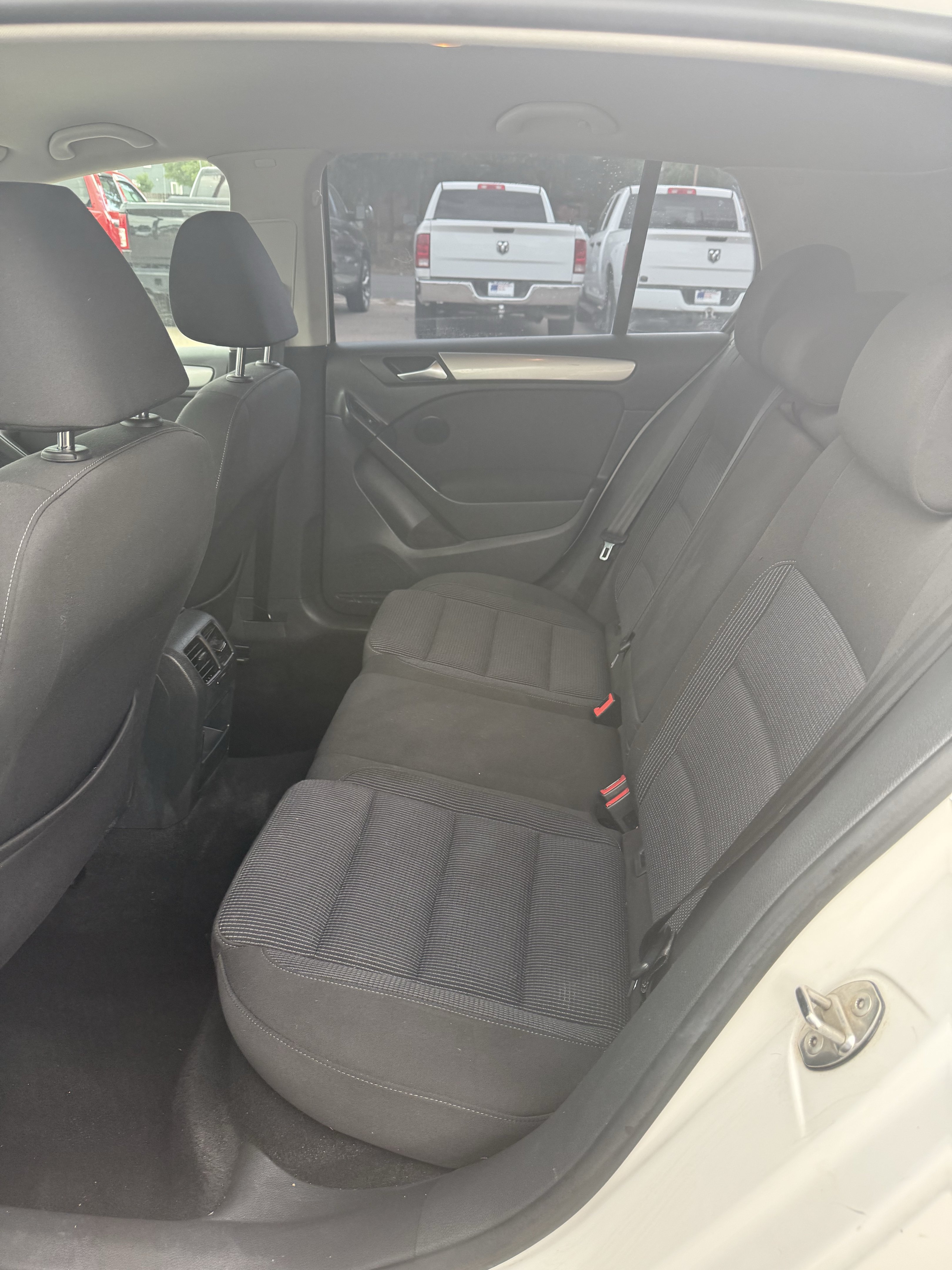 Used 2013 Volkswagen Golf TDI FWD image 11