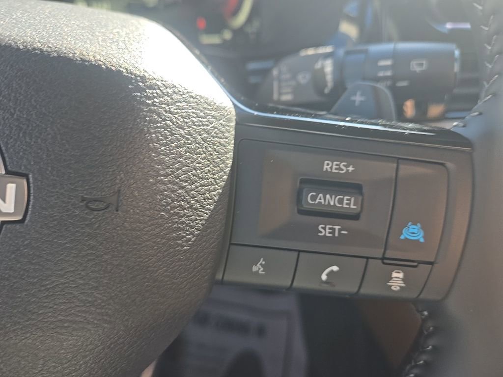 New 2026 Nissan Pathfinder Platinum image 18