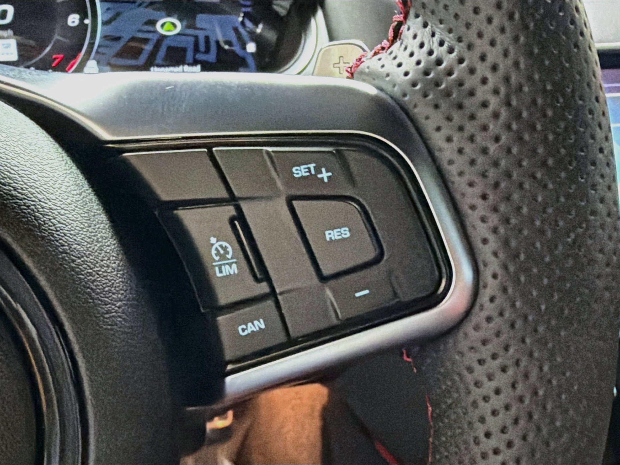 Used 2022 Jaguar F-TYPE R AWD/4WD image 34
