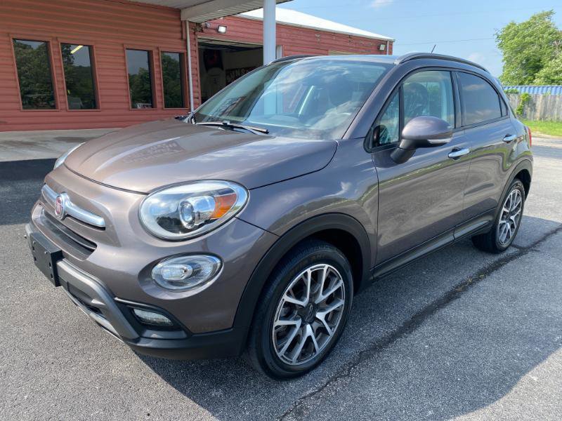 Used 2017 FIAT 500X Trekking image 2