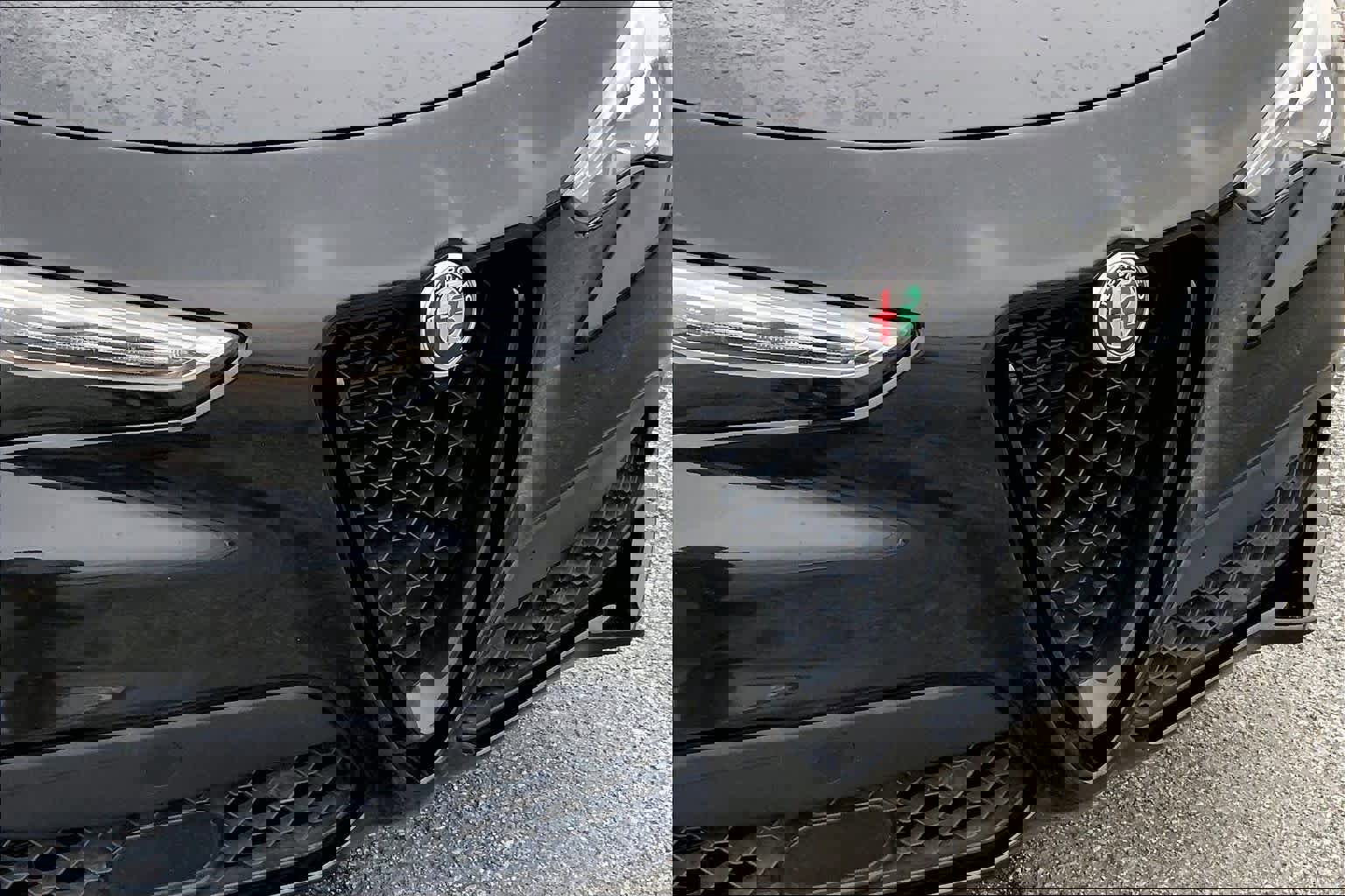 Used 2021 Alfa Romeo Stelvio Ti Sport image 29