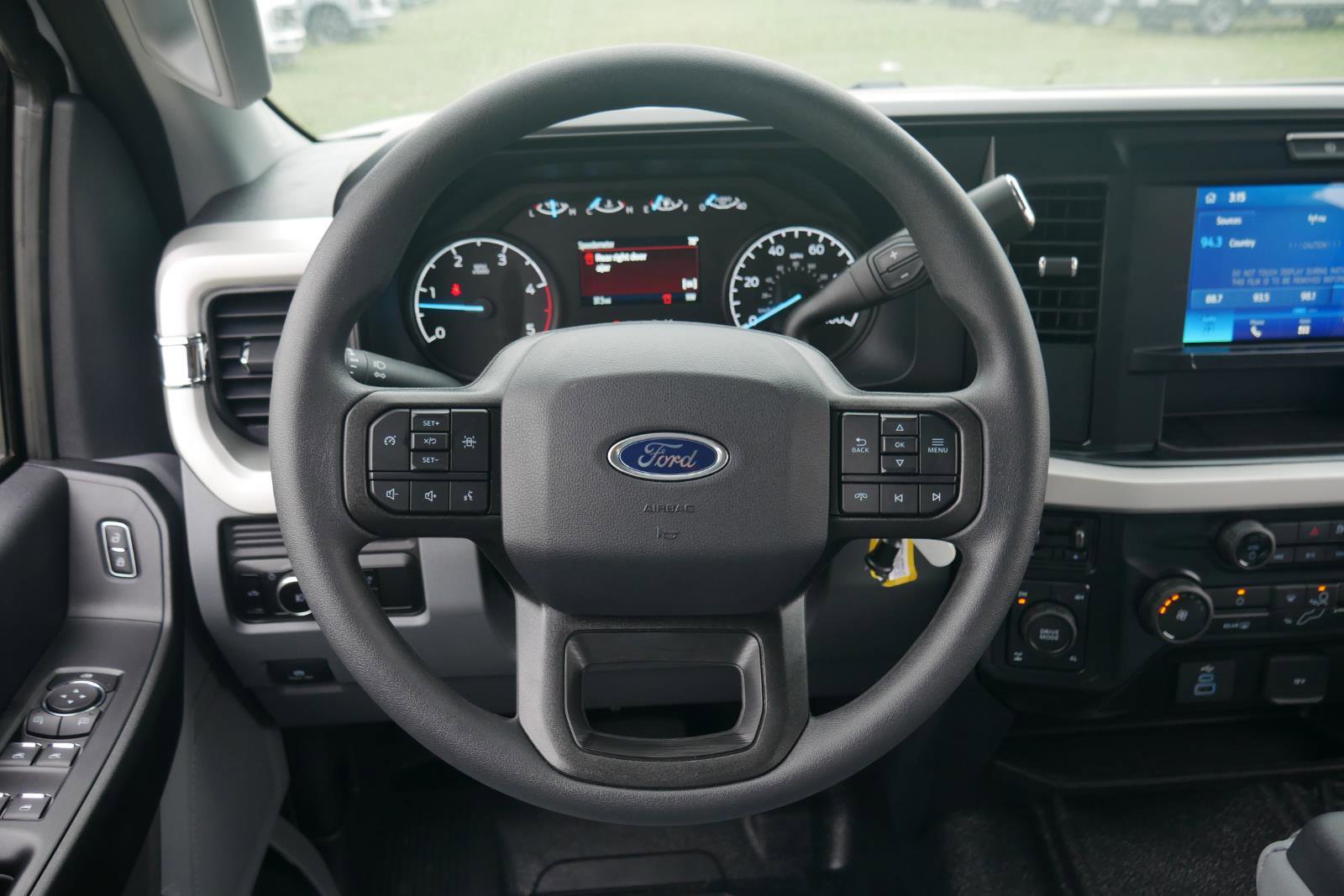 New 2025 Ford F350 XL w/ XL Chrome Package image 32