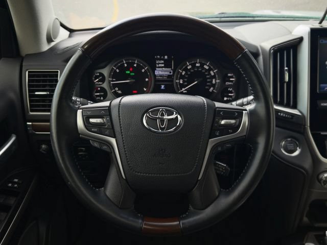 Used 2019 Toyota Land Cruiser AWD/4WD image 31