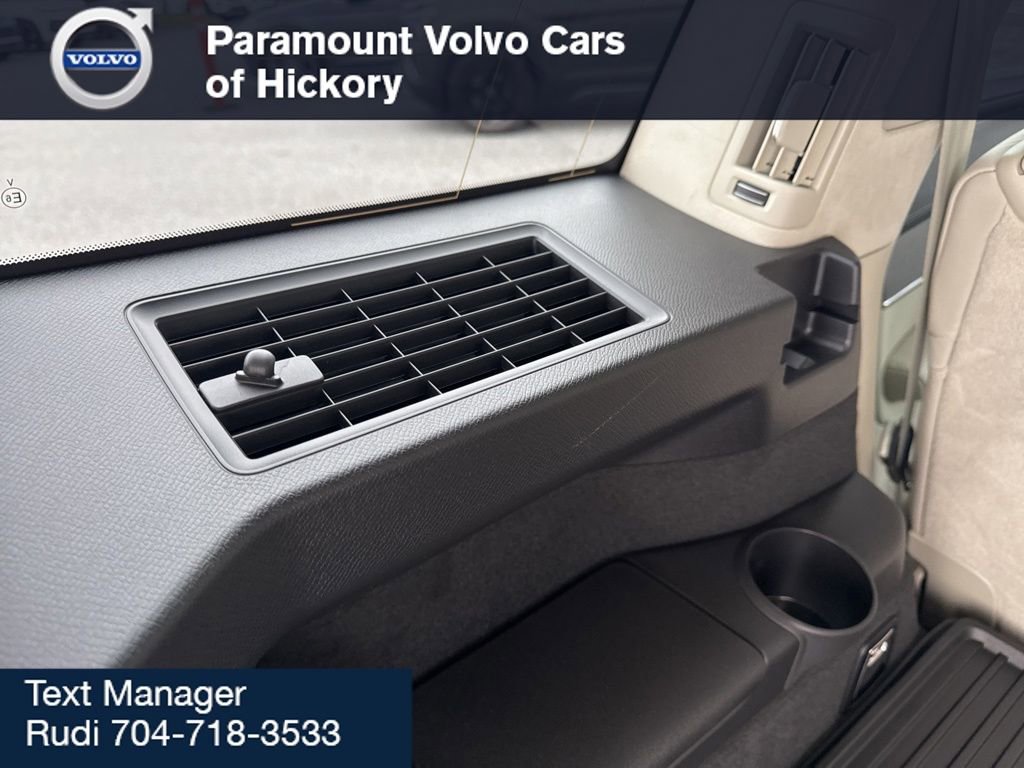 New 2026 Volvo XC90 B6 Ultra w/ Lounge Package image 13