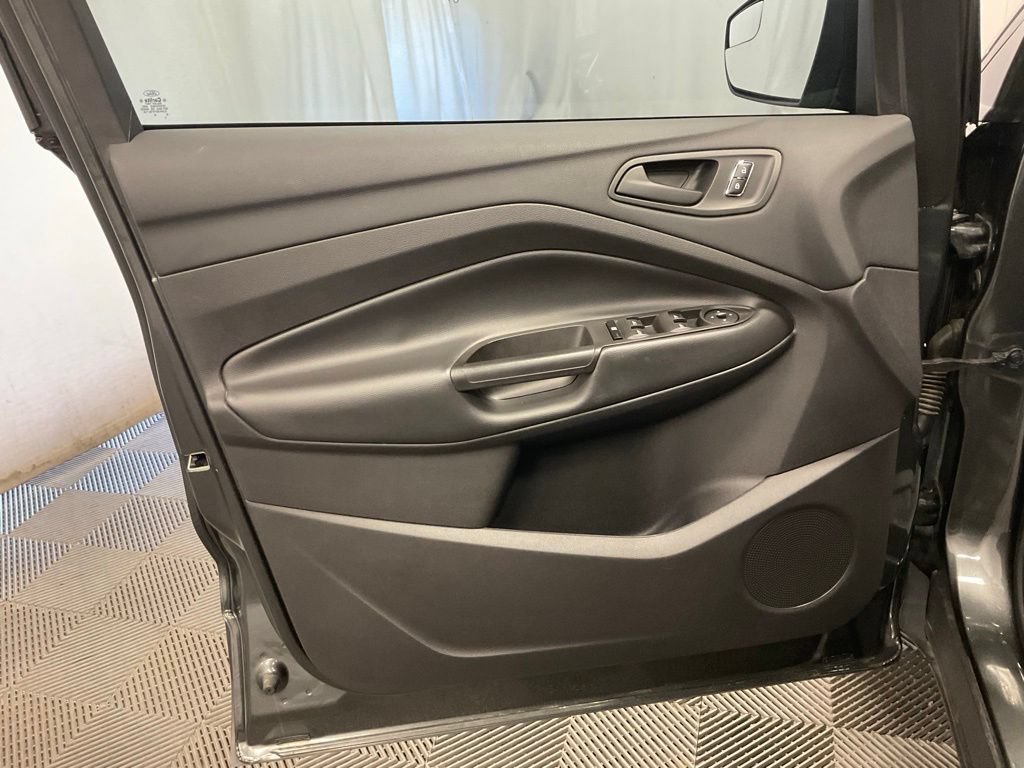 Used 2016 Ford Escape S FWD image 15