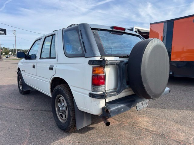 Used 1997 Isuzu Rodeo S RWD image 5