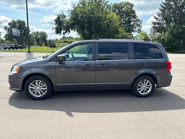 Used 2020 Dodge Grand Caravan SXT FWD image 2